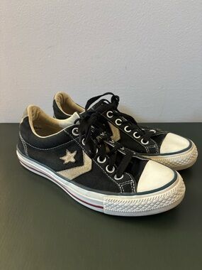 Converse Black Low-Top Sneakers with Cream Star Womens Size 7